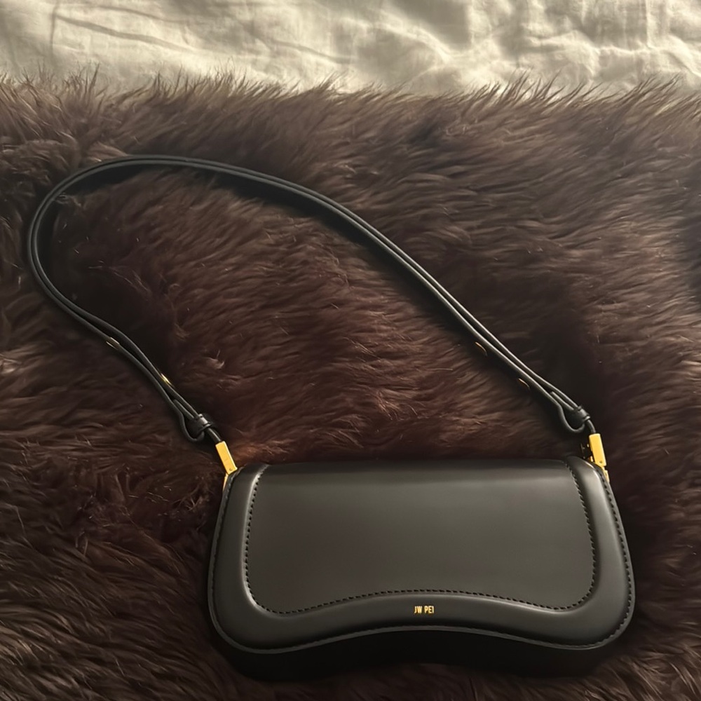 JW PEI Joy Leather bag